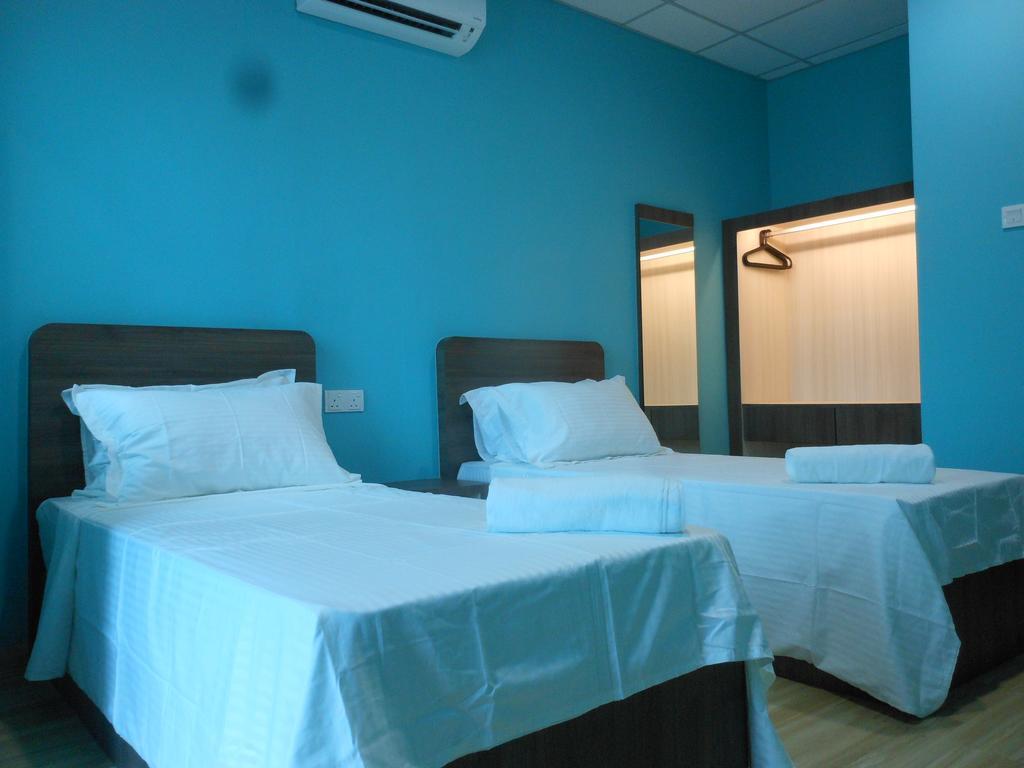 Eiman Homestay, Kluang Exterior photo